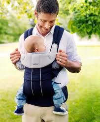 dad-wearing-bjorn dad-wearing-bjorn